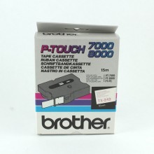 Banda de etichete Brother 18mmx15m, rosu pe alb, TX242